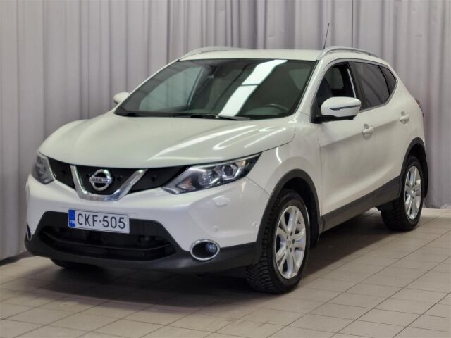NISSAN Qashqai 2015 DIG-T 115 Business 360 2WD 6M/T E6 Alcantara / 360- Kamera / Koukku / LED / Navi