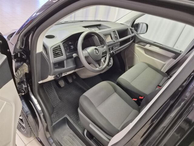 VOLKSWAGEN Transporter 2017 umpipakettiauto Pitkä 2,0 TDI 75 kW Black & Silver