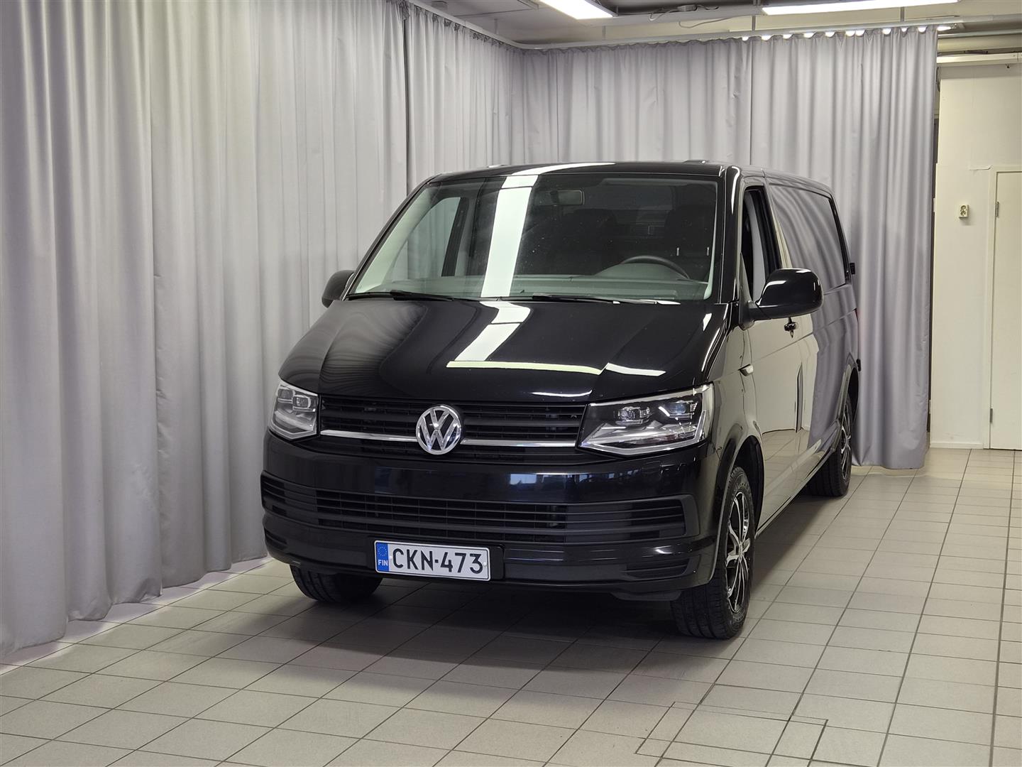 Volkswagen Transporter 2017, bild 2/15