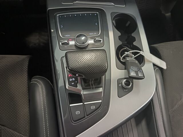 AUDI Q7 2016 Business 3,0 V6 TDI e-tron quattro tiptronic