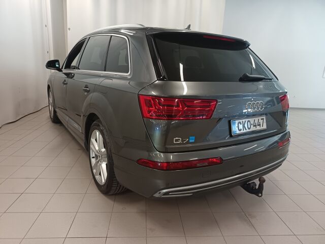 AUDI Q7 2016 Business 3,0 V6 TDI e-tron quattro tiptronic