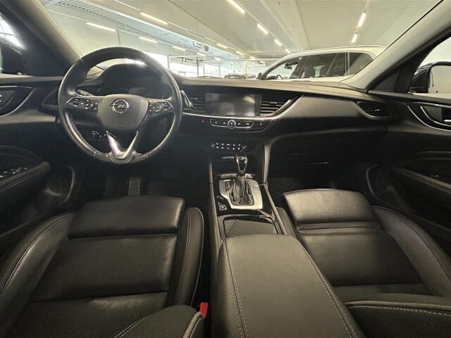 OPEL Insignia 2017 Grand Sport Innovation 1,5 Turbo 121kW AT6 / Adapt.vakkari / HUD / Matrix-LED / 360-kamerat / Navi /