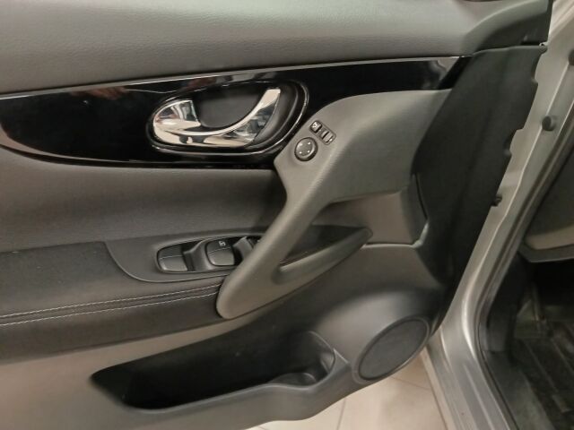 NISSAN Qashqai 2017 DIG-T 115 N-Connecta 2WD 6M/T**KOMIA JA KORKIA MAAVARA**