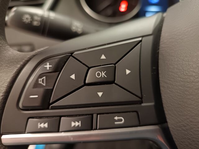 NISSAN Qashqai 2017 DIG-T 115 Visia City 2WD 6M/T