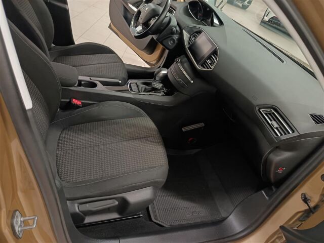 PEUGEOT 308 2017 SW Active PureTech 130 Automaatti