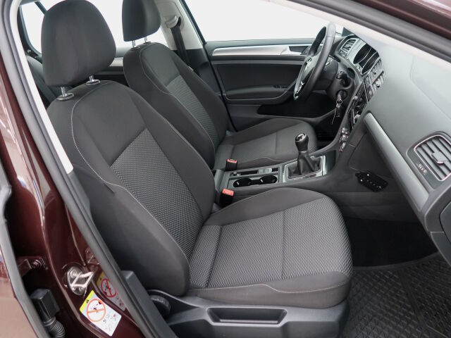 Volkswagen Golf 2017 Trendline 1,0 TSI 63 kW (85 hv)