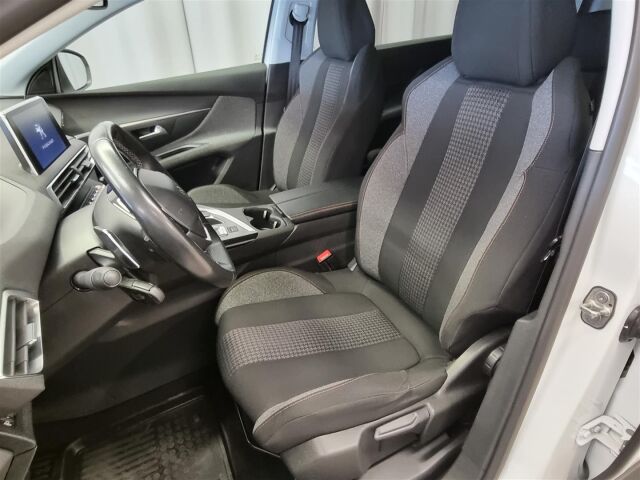 PEUGEOT 5008 2018 Active PureTech 130 Automaatti / Navi / Koukku / Digi-Mittaristo / P.Tutka