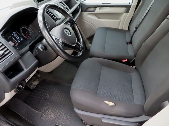 Volkswagen Transporter 2018 umpipakettiauto Pitkä 2,0 TDI 150 kW 4Motion DSG "Lukkoperä"
