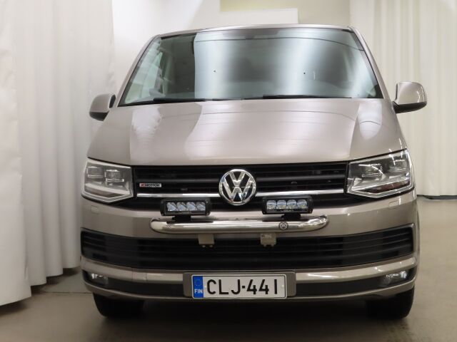 Volkswagen Transporter 2018 umpipakettiauto Pitkä 2,0 TDI 150 kW 4Motion DSG "Lukkoperä"