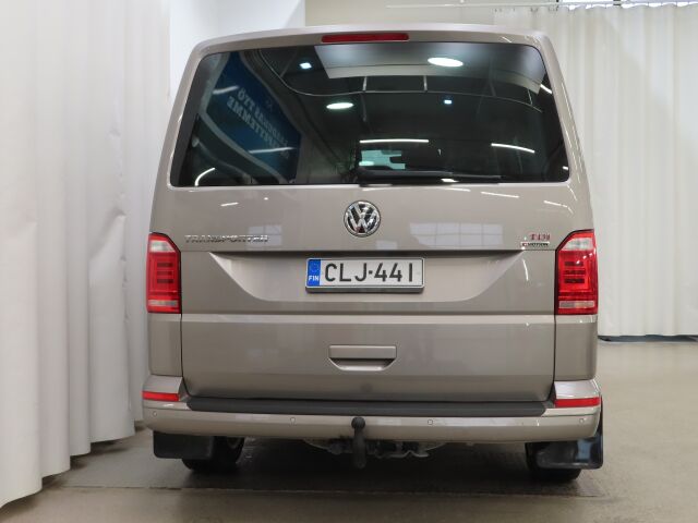 Volkswagen Transporter 2018 umpipakettiauto Pitkä 2,0 TDI 150 kW 4Motion DSG "Lukkoperä"