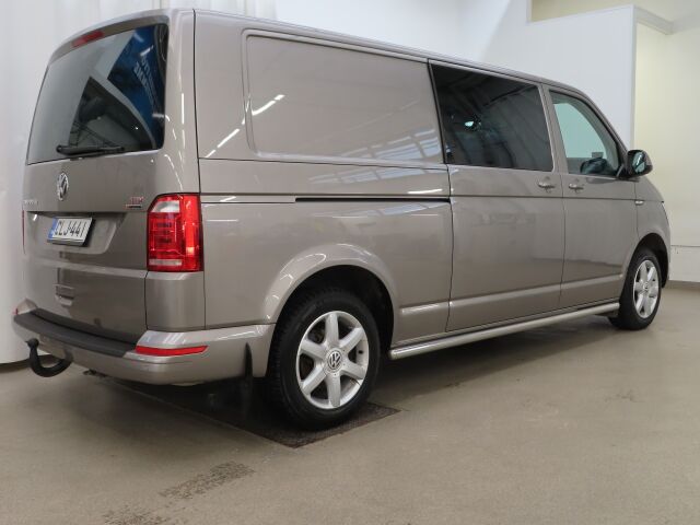 Volkswagen Transporter 2018 umpipakettiauto Pitkä 2,0 TDI 150 kW 4Motion DSG "Lukkoperä"