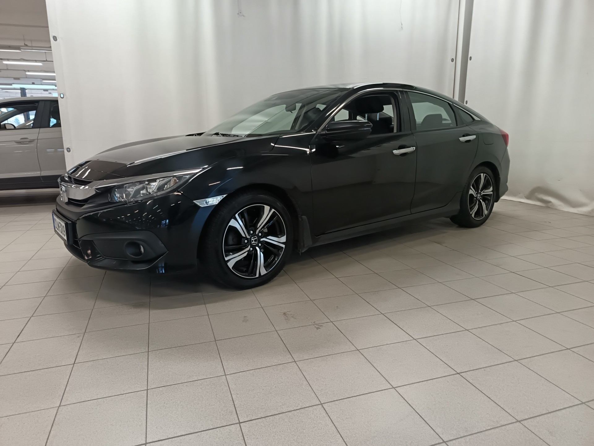 Honda Civic Sedan 182 hv Sport AT 2018, kuva 3/30