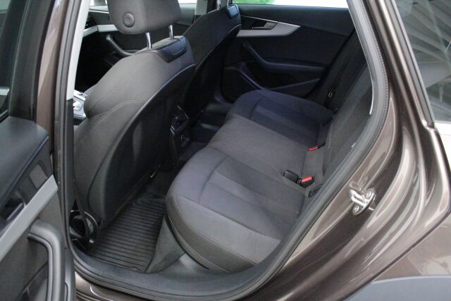 AUDI A4 allroad quattro 2018 Business Comfort Edition 2,0 TDI 120 kW quattro S tronic