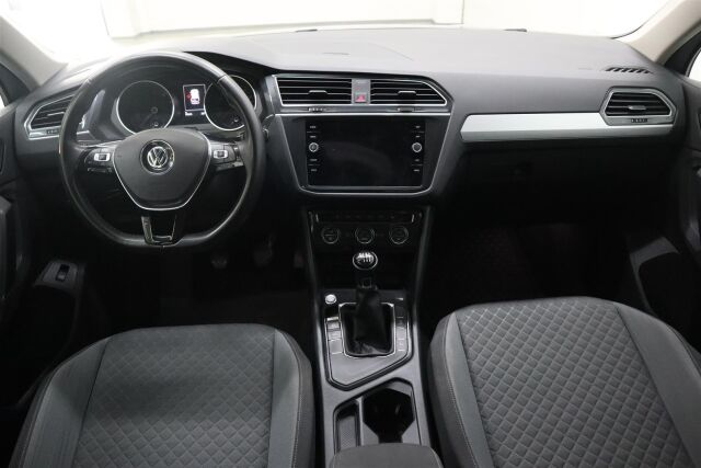 VOLKSWAGEN Tiguan 2018 Comfortline 1,4 TSI 92 kW (125 hv)
