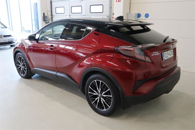 TOYOTA C-HR 2018 1,8 Hybrid Intense