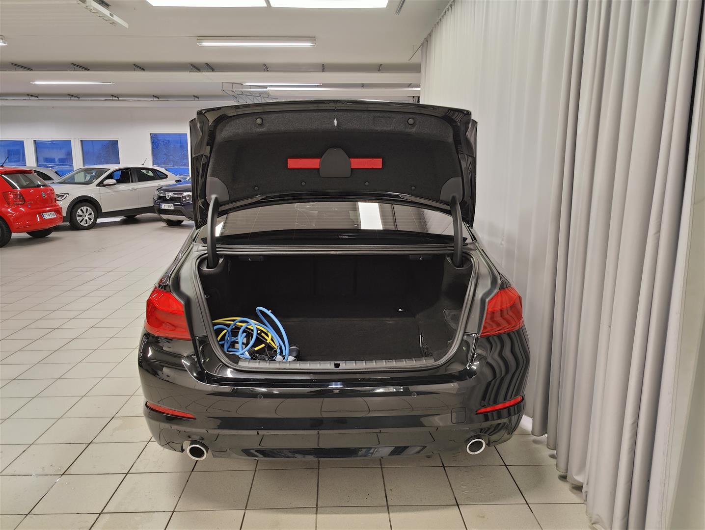 BMW 530 G30 Sedan 530e A Charged Edition 2019, kuva 6/19