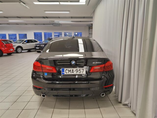 BMW 530 2019 G30 Sedan 530e A Charged Edition