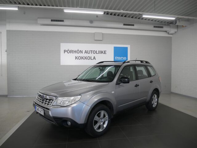 SUBARU Forester 2011 2,0 X EM AT Business