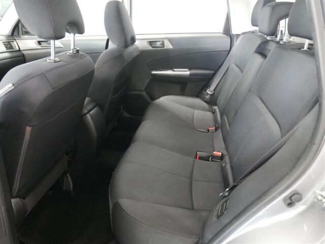 SUBARU Forester 2011 2,0 X EM AT Business