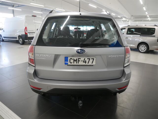 SUBARU Forester 2011 2,0 X EM AT Business