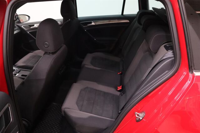 VOLKSWAGEN Golf 2019 Variant Alltrack 2,0 TDI SCR 135 kW (184 hv) 4MOTION DSG-automaatti