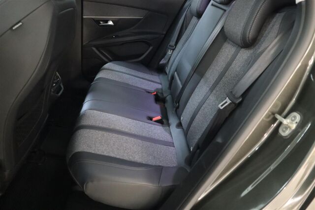 PEUGEOT 3008 2019 Allure Edition PureTech 130 EAT8-automaatti