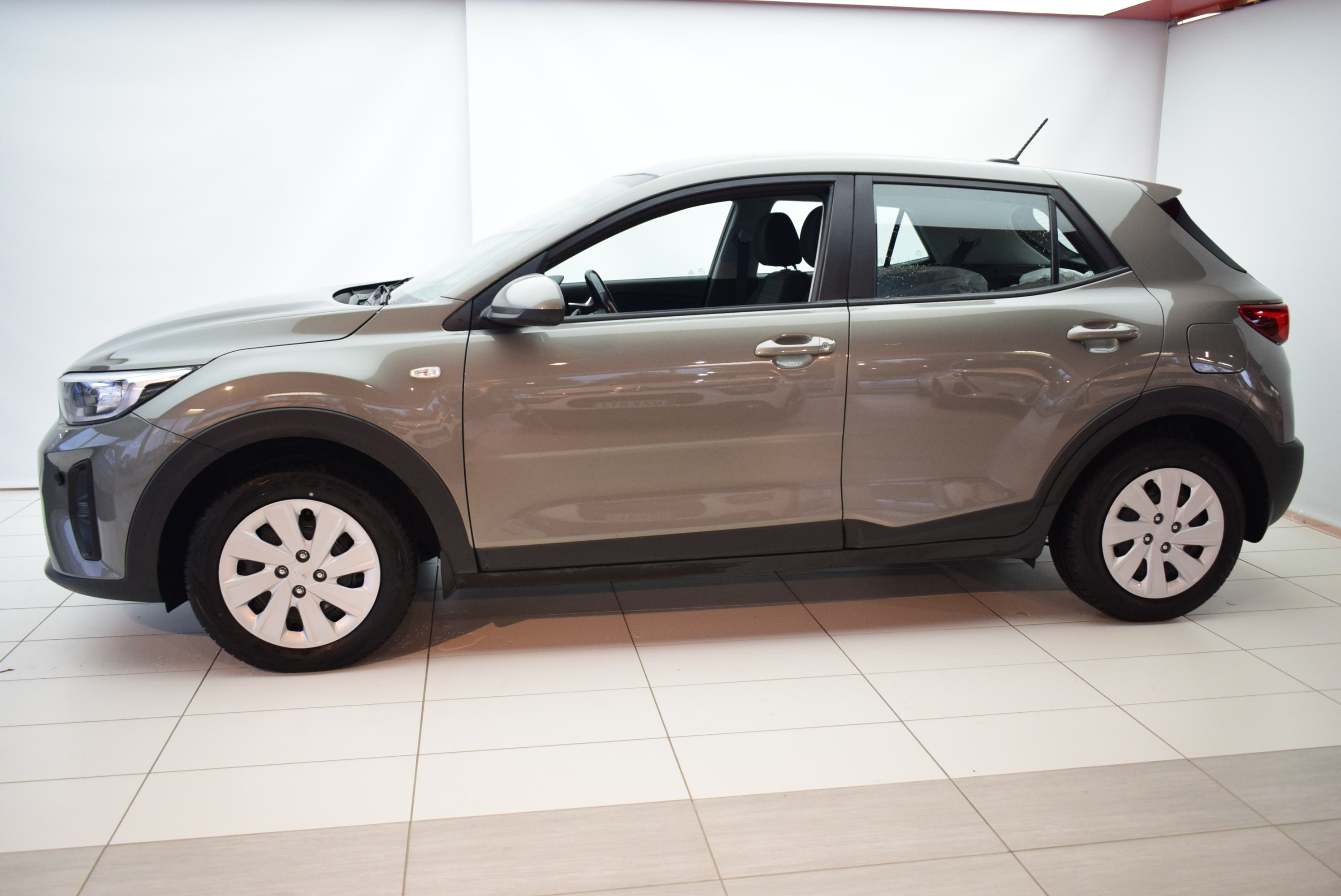Kia Stonic 2019, kuva 4/17