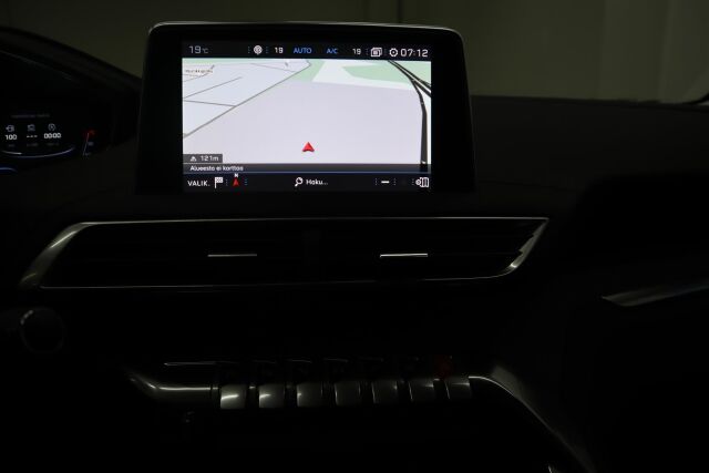 PEUGEOT 3008 2019 Allure PureTech 130