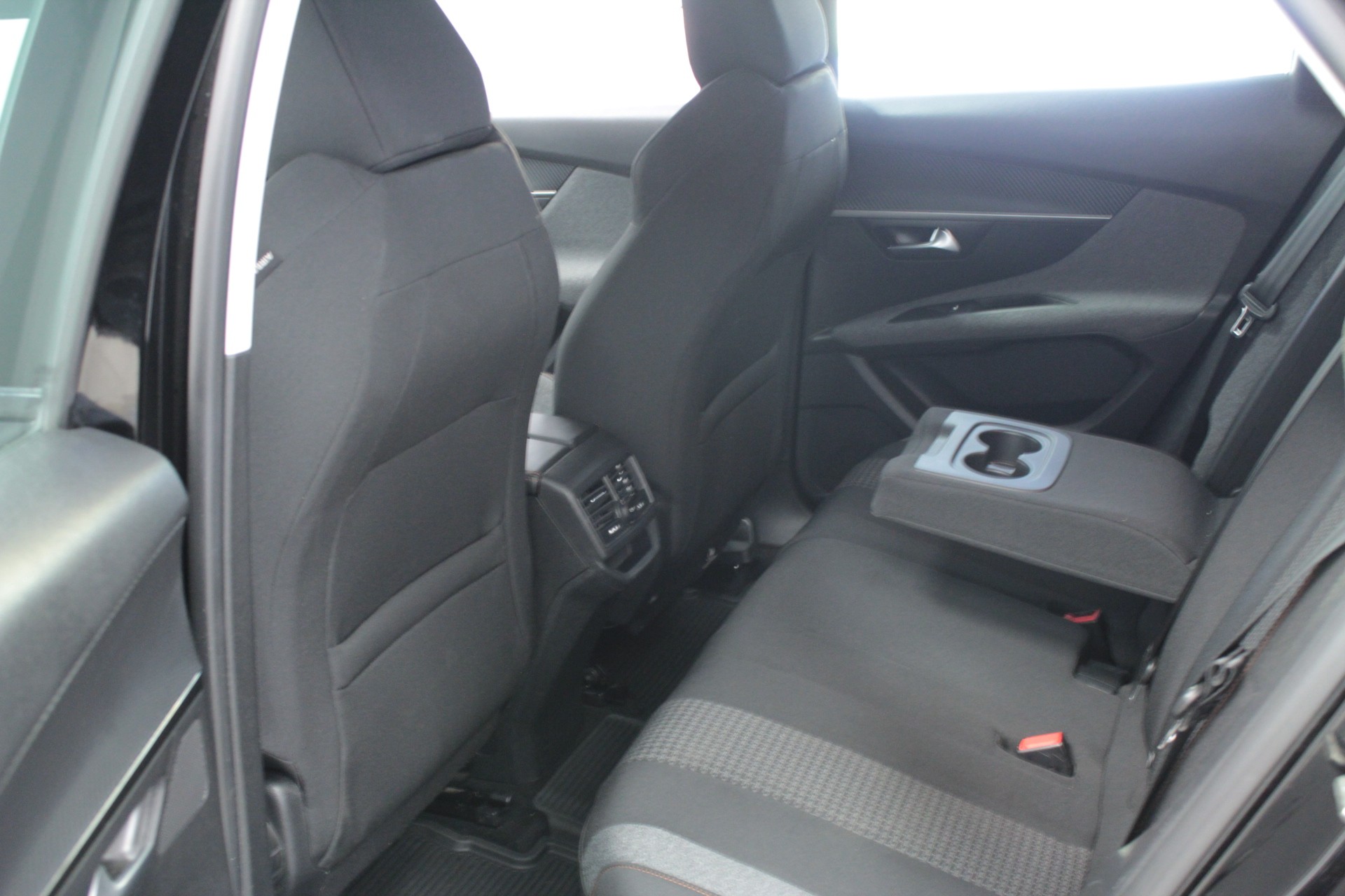 Peugeot 3008 2019, photo 7/22