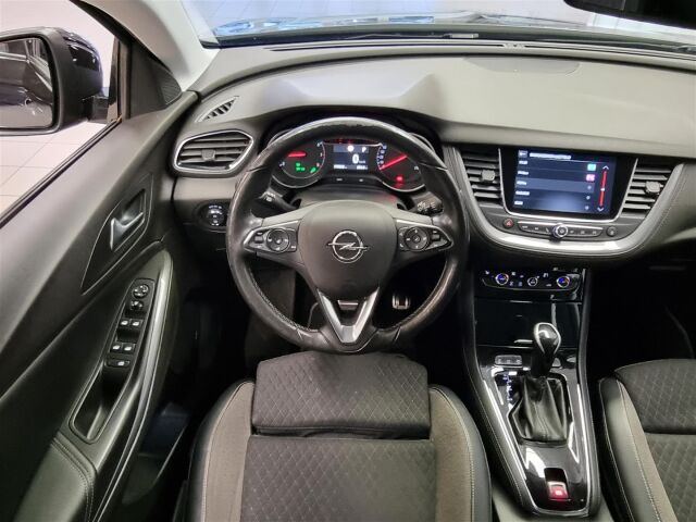 OPEL Grandland X 2019 Innovation Plus 180 Turbo A / Koukku / Navi / P-Kamera