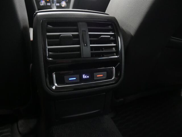 VOLKSWAGEN Passat 2016 Variant GTE Plug-In Hybrid 160 kW (218 hv) DSG-automaatti