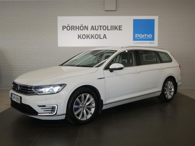 VOLKSWAGEN Passat 2016 Variant GTE Plug-In Hybrid 160 kW (218 hv) DSG-automaatti