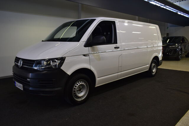 VOLKSWAGEN Transporter 2019 umpipakettiauto Pitkä 2,0 TDI 84 kW * 1.omistaja*