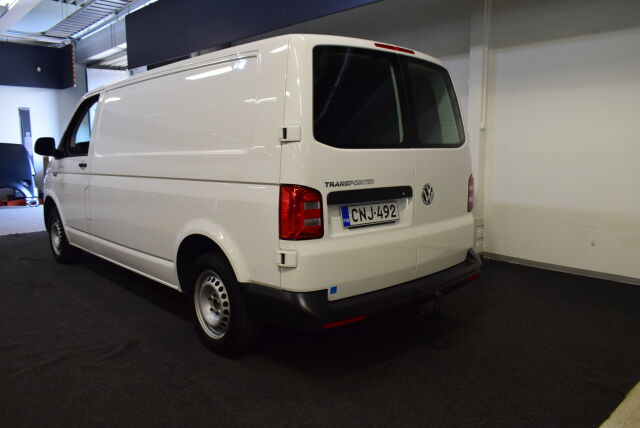 VOLKSWAGEN Transporter 2019 umpipakettiauto Pitkä 2,0 TDI 84 kW * 1.omistaja*