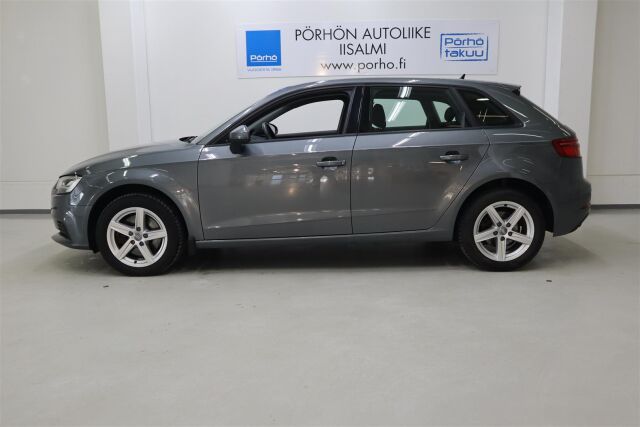 AUDI A3 2019 Sportback Pro Business 40 TFSI 140 kW quattro S tronic