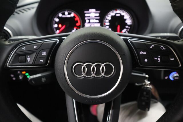 AUDI A3 2019 Sportback Pro Business 40 TFSI 140 kW quattro S tronic