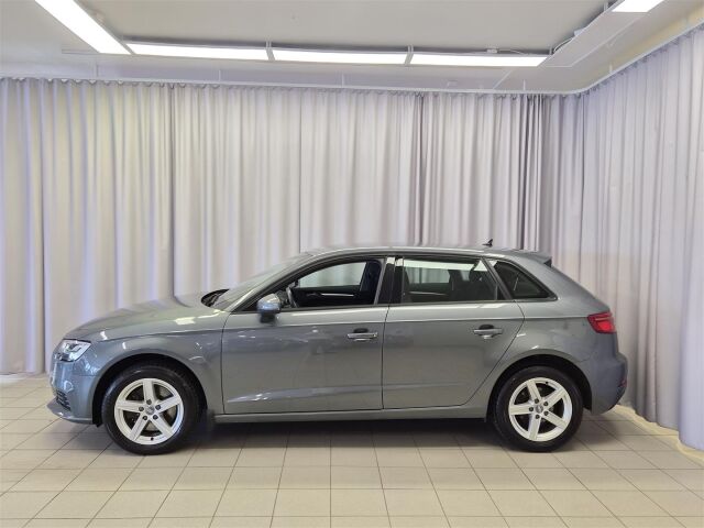 AUDI A3 2019 Sportback Pro Business 40 TFSI 140 kW quattro S tronic