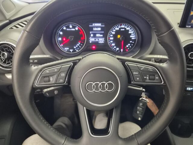 AUDI A3 2019 Sportback Pro Business 40 TFSI 140 kW quattro S tronic