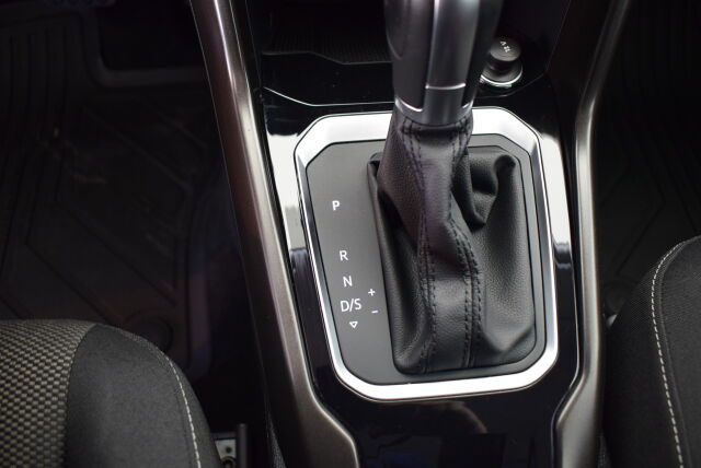 VOLKSWAGEN T-Roc 2019 Style 1,5 TSI EVO 110 kW (150 hv) DSG-automaatti