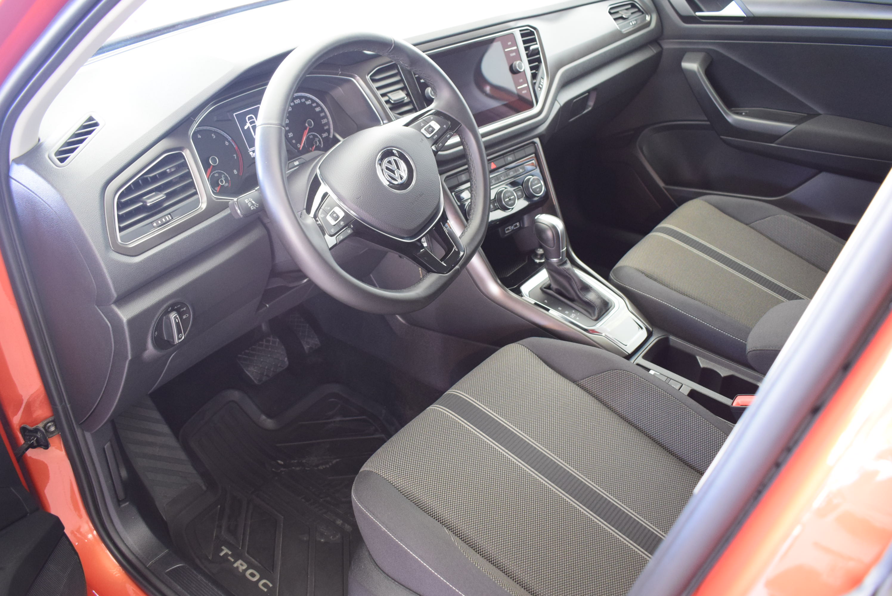Volkswagen T-Roc 2019, kuva 6/13