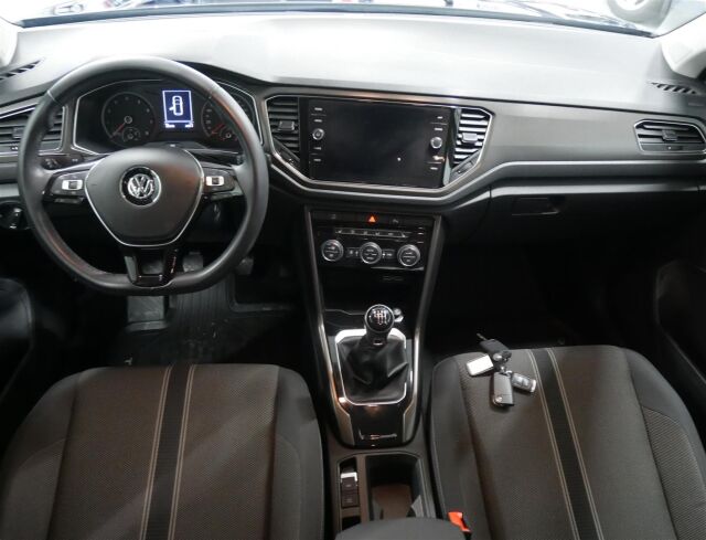 VOLKSWAGEN T-Roc 2019 Style 1,5 TSI EVO 110 kW (150 hv) Vähän ajettu, Remmi vaihdettu 9/2025