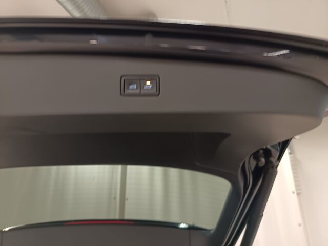 VOLKSWAGEN Tiguan Allspace 2019 Highline 2,0 TDI SCR 110 kW (150 hv) 4MOTION DSG-automaatti