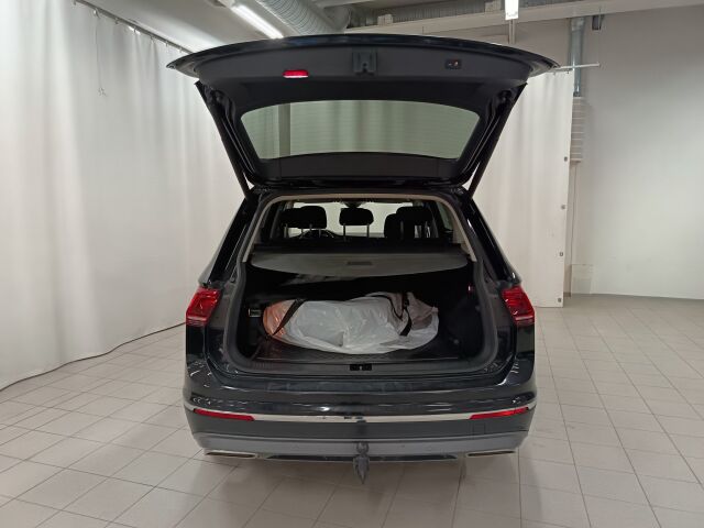 VOLKSWAGEN Tiguan Allspace 2019 Highline 2,0 TDI SCR 110 kW (150 hv) 4MOTION DSG-automaatti