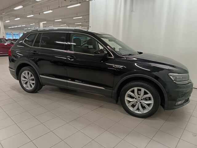 VOLKSWAGEN Tiguan Allspace 2019 Highline 2,0 TDI SCR 110 kW (150 hv) 4MOTION DSG-automaatti