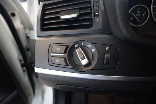 BMW X3 2012 A F25 Business