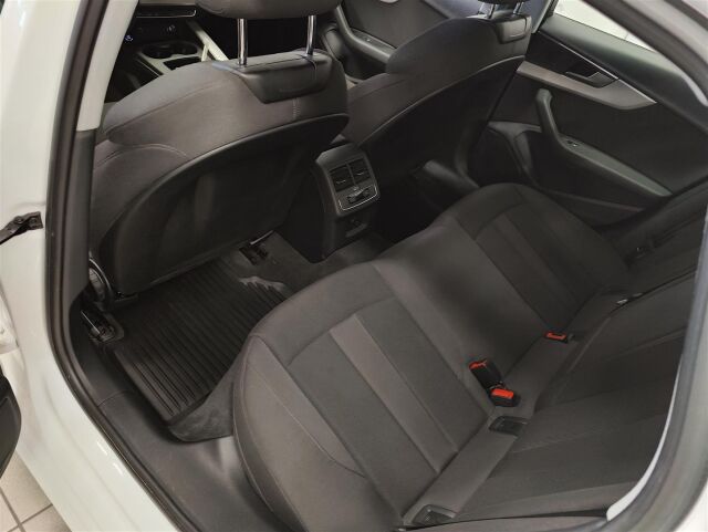 AUDI A4 2020 Sedan Business 40 TDI 140 kW quattro S tronic