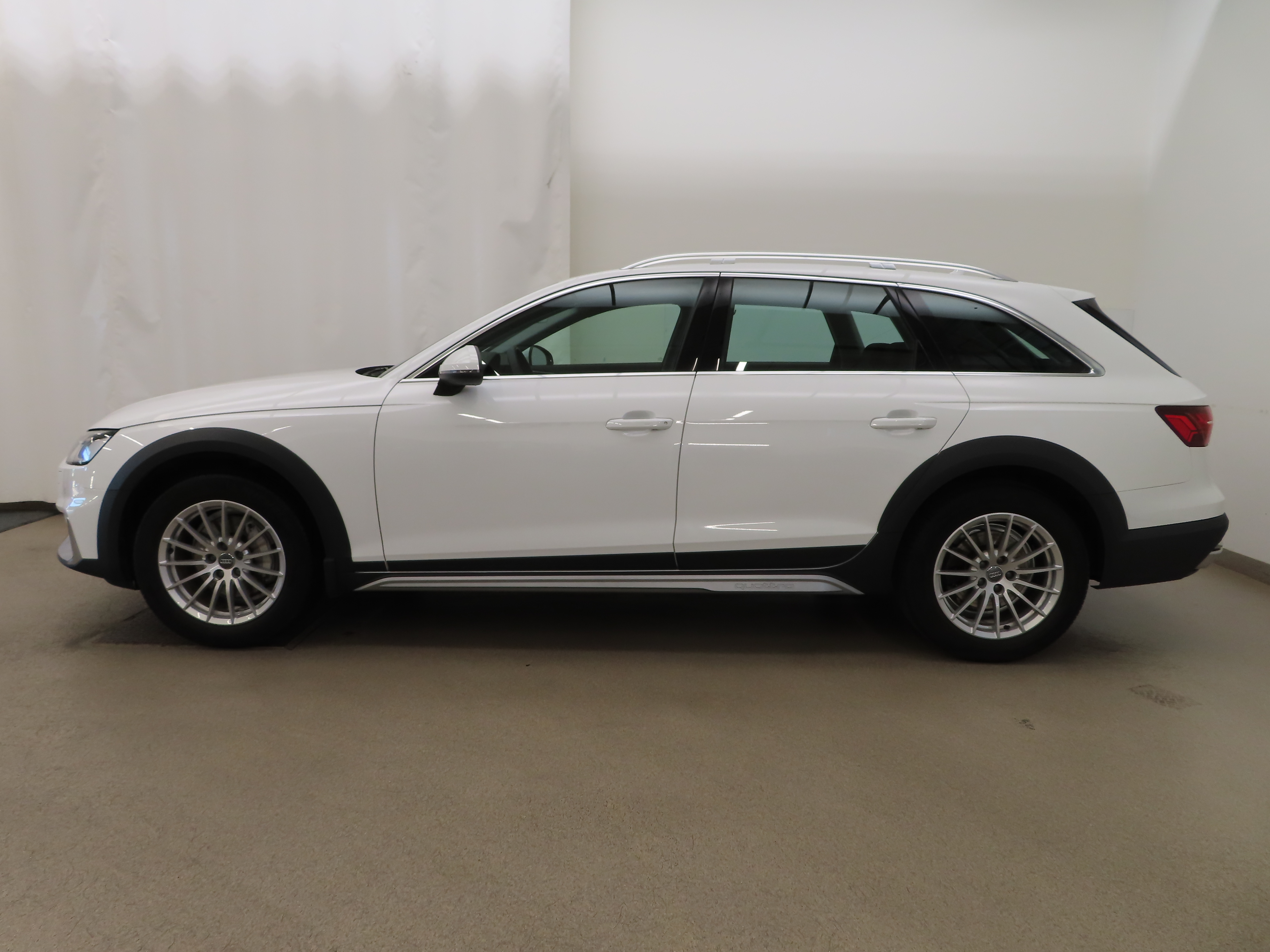 Audi A4 Allroad 2020, kuva 6/12