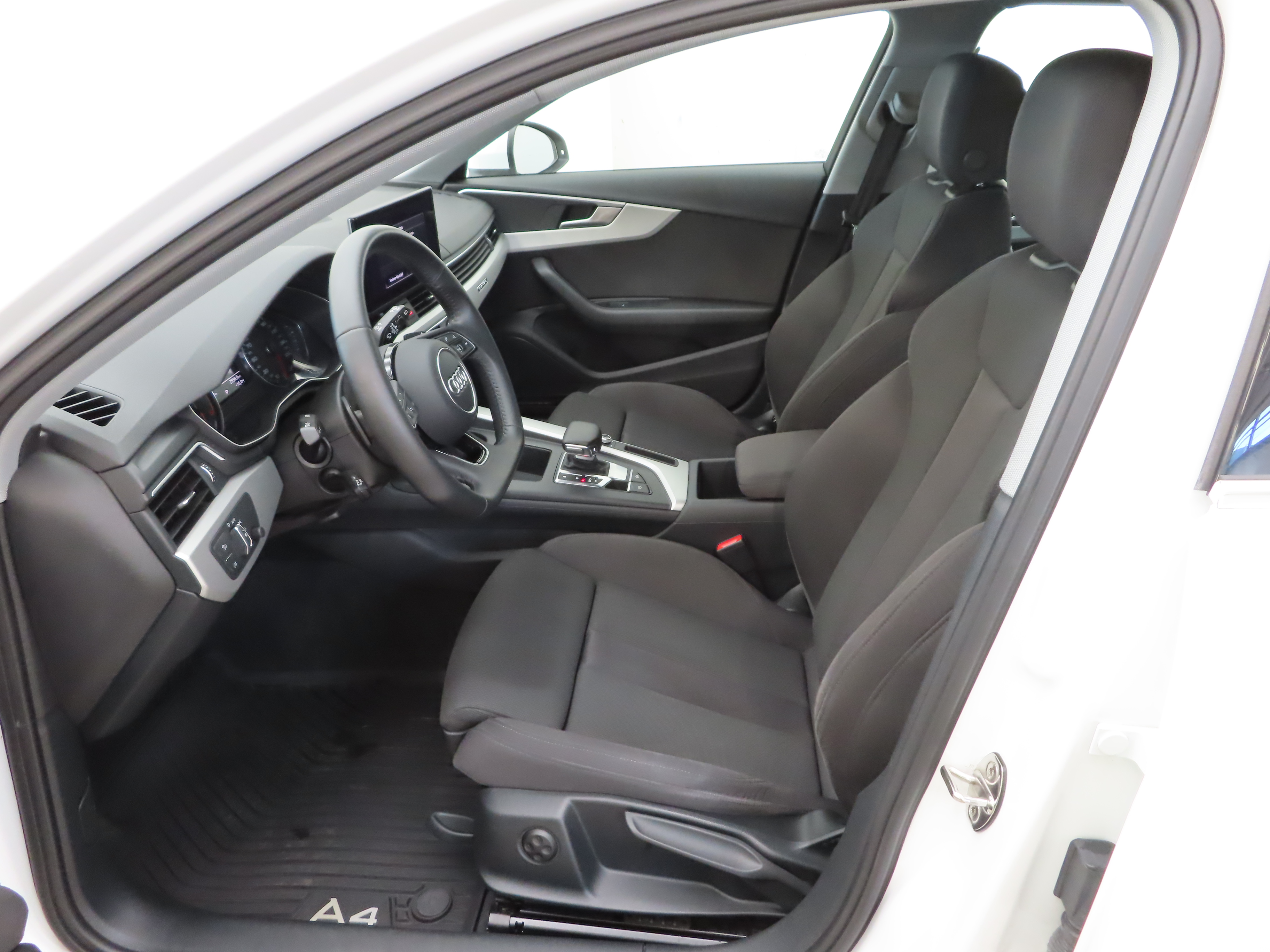 Audi A4 Allroad 2020, kuva 7/12