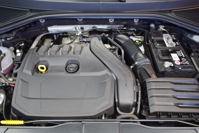 VOLKSWAGEN T-Roc 2019 Style Limited 1,5 TSI EVO 110 kW DSG-automaatti* Jakohihna just vaihdettu*Rek. 12/2019'