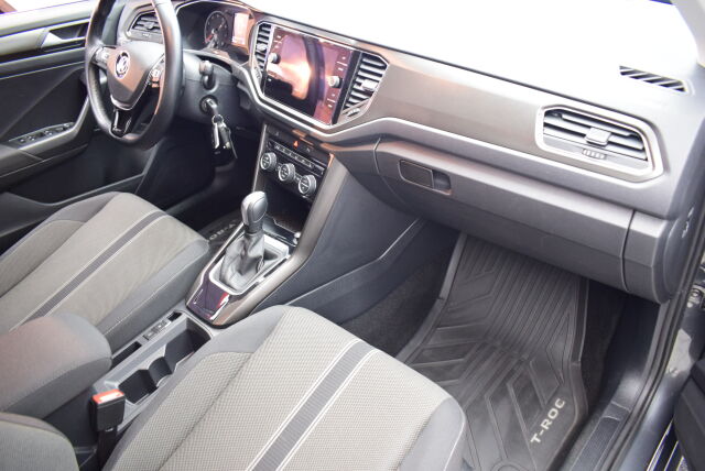 VOLKSWAGEN T-Roc 2019 Style Limited 1,5 TSI EVO 110 kW DSG-automaatti* Jakohihna just vaihdettu*Rek. 12/2019'